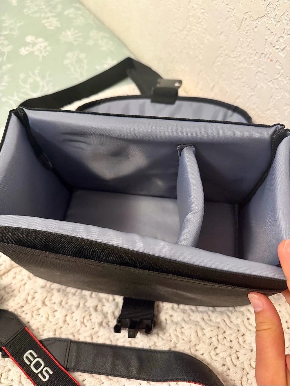 Canon DSLR Camera with Zoom Lens and Black Carrying Bag